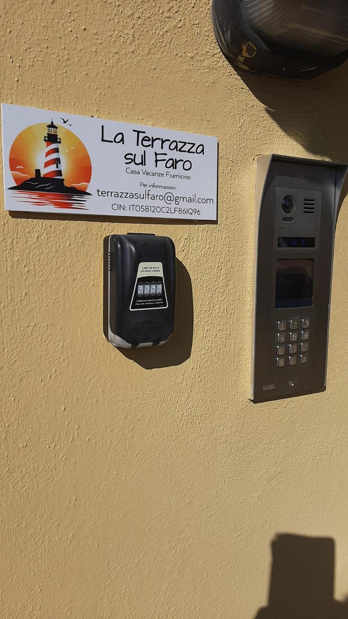 La Terrazza Sul Faro Apartman Fiumicino Kültér fotó